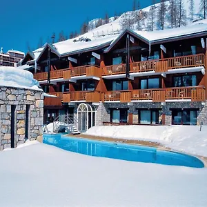& Les De Solaise Appart hôtel